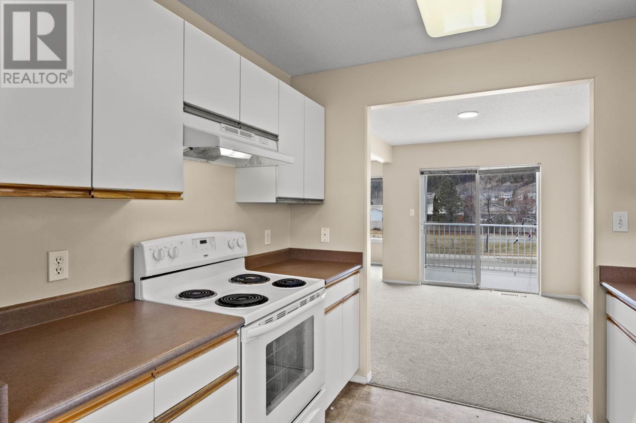 Property at 1920 HUGH ALLAN Drive Unit# 4 image 4