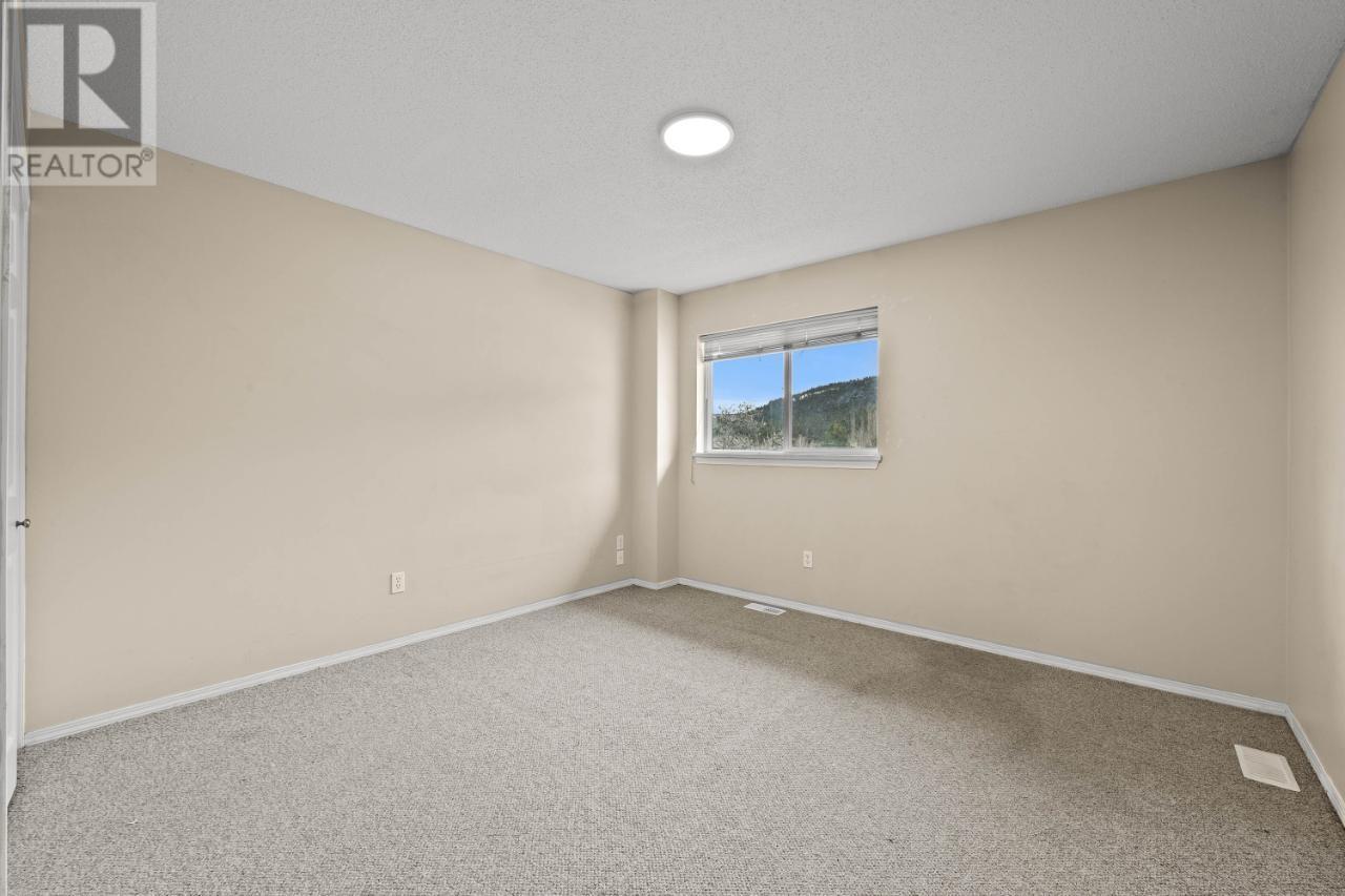 1920 HUGH ALLAN Drive Unit# 4 Kamloops Photo 11