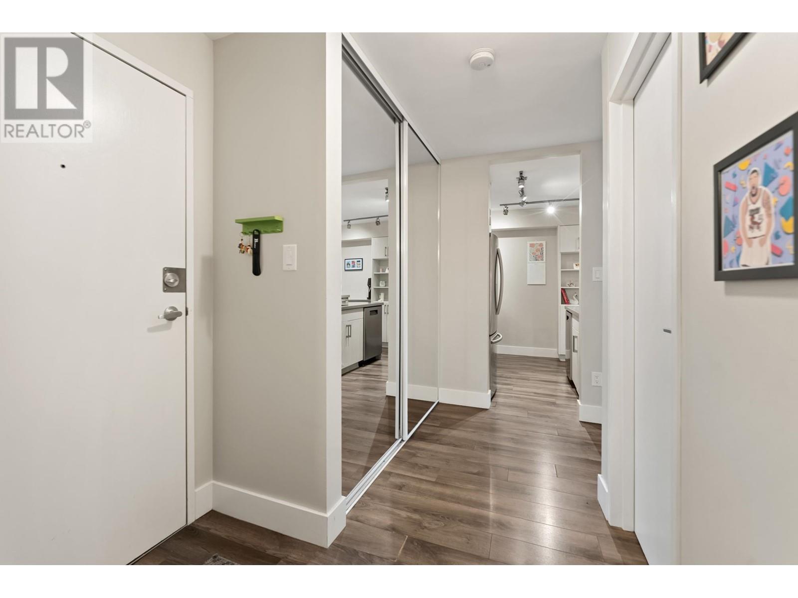 304 1040 E Broadway, Vancouver, British Columbia  V5T 4N7 - Photo 14 - R2986396