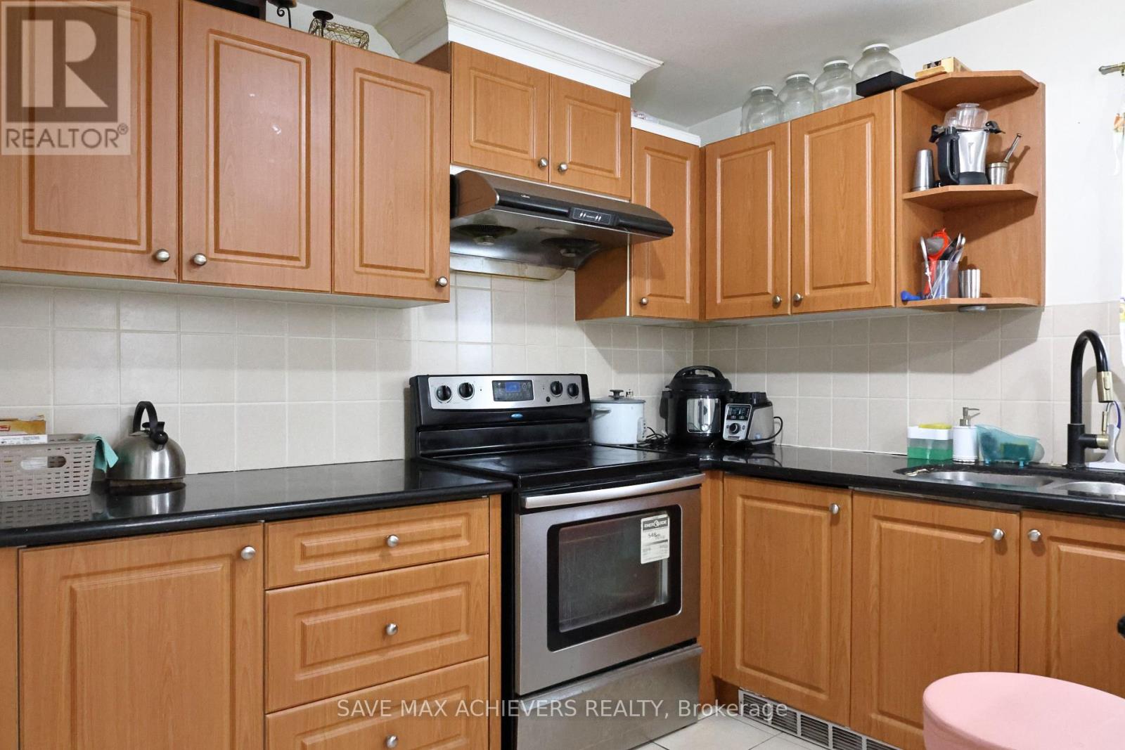 1820 Dundas Street E, Toronto (Greenwood-Coxwell), Ontario  M4L 1M5 - Photo 15 - E12131936