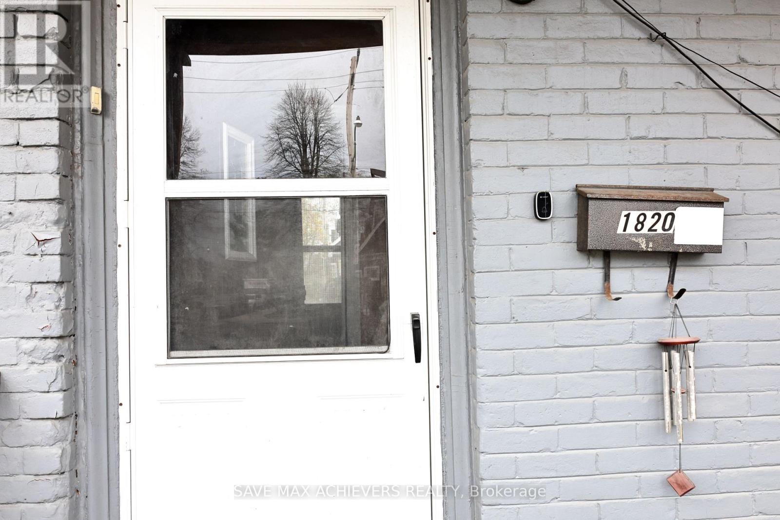 1820 Dundas Street E, Toronto (Greenwood-Coxwell), Ontario  M4L 1M5 - Photo 4 - E12131936