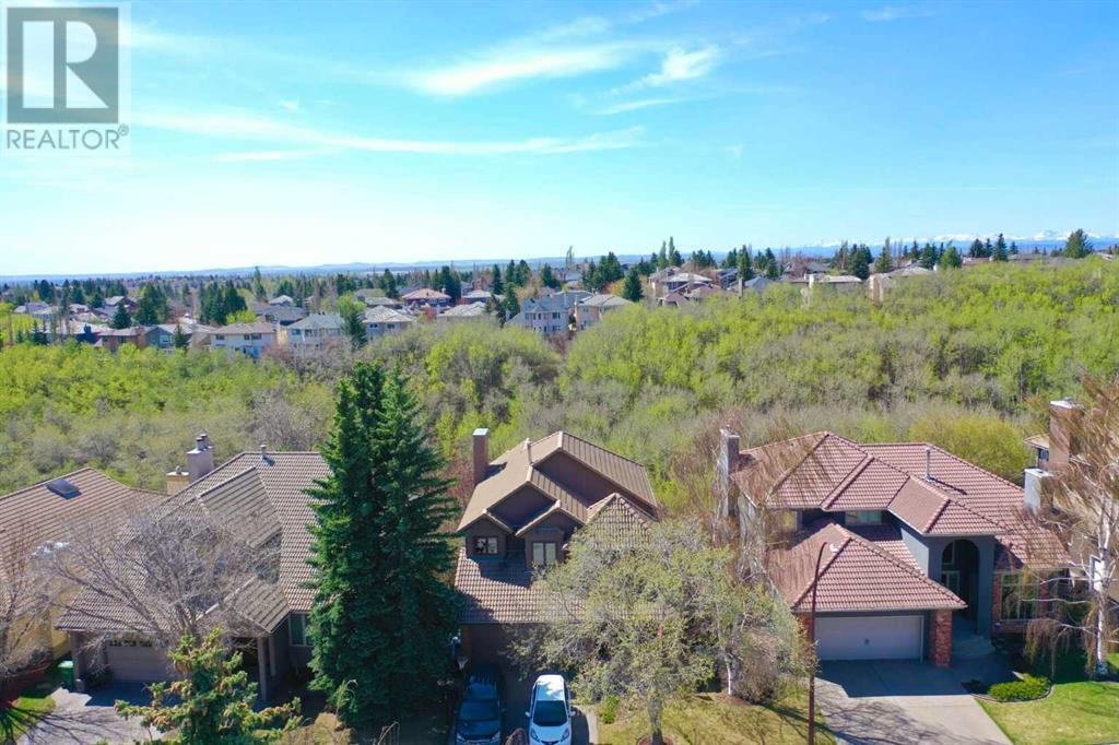 35 Strathdale Close Sw, Calgary, Alberta  T3H 2K5 - Photo 2 - A2217787