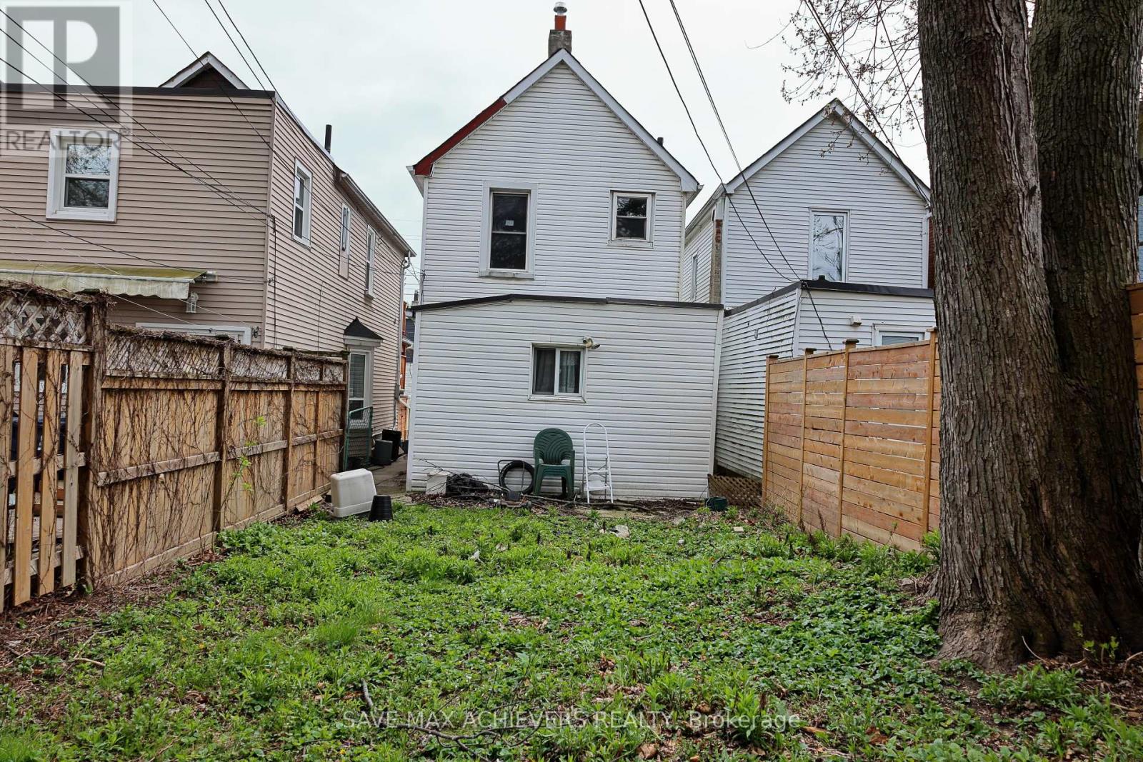 1820 Dundas Street E, Toronto (Greenwood-Coxwell), Ontario  M4L 1M5 - Photo 49 - E12131936