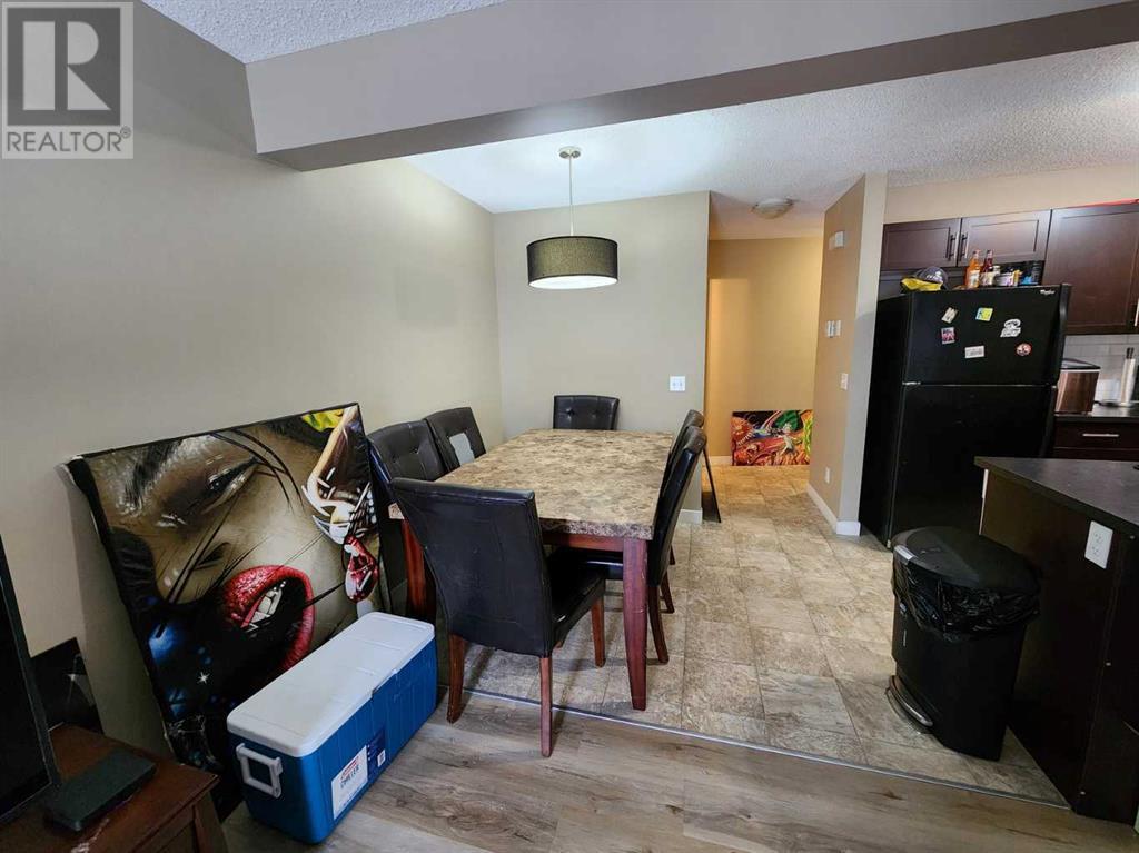 264 Pantego Lane Nw, Calgary, Alberta  T3K 0T1 - Photo 8 - A2190070