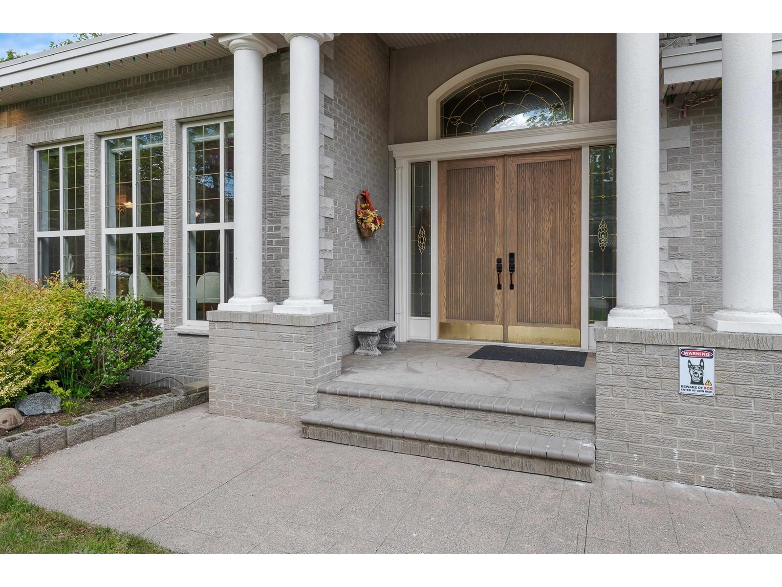 Property at 11288 163 STREET image 2