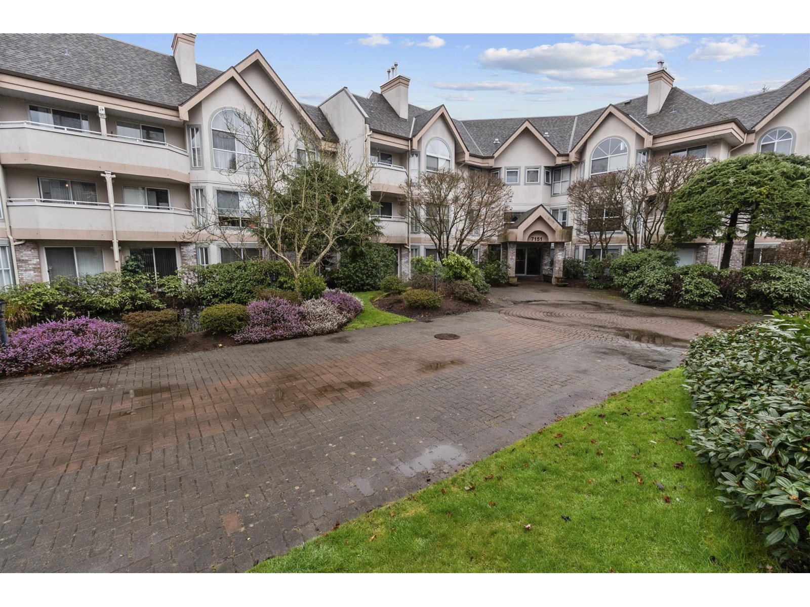 316 7151 121 STREET, surrey, British Columbia