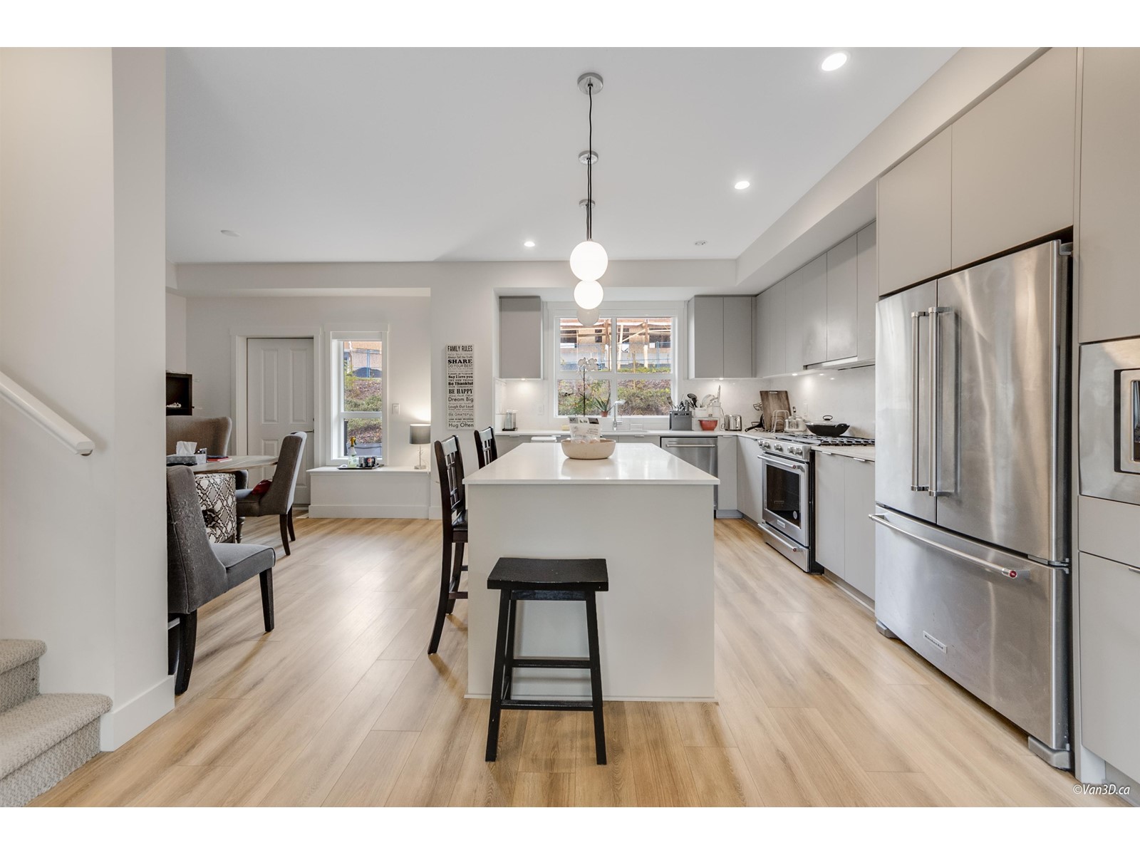 109 16561 17a Avenue, Surrey, British Columbia  V3Z 1J3 - Photo 6 - R3000075