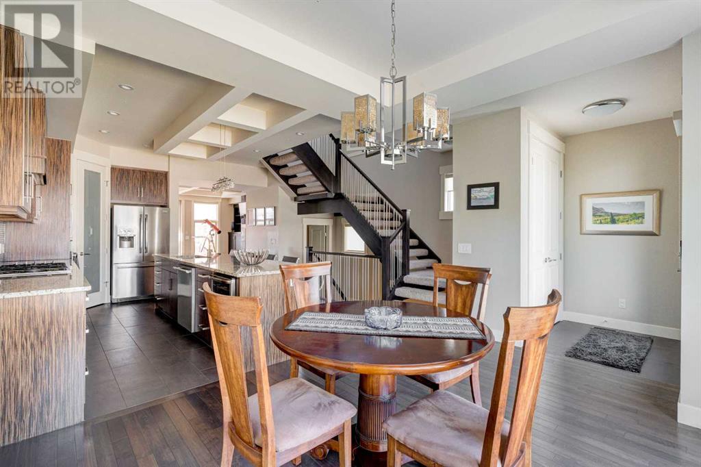 Property at 3133 40 Street SW image 5