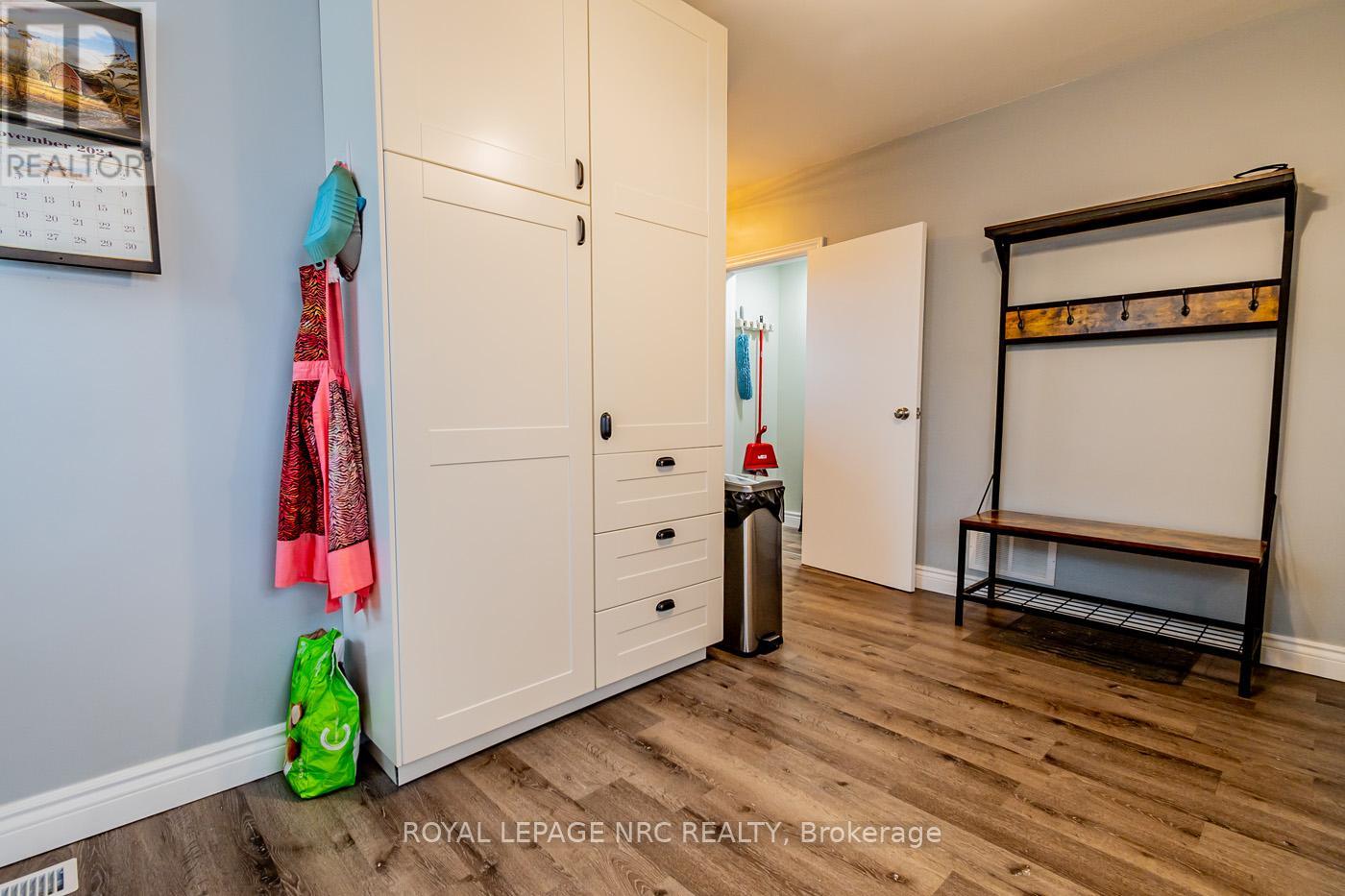 Property at 20 RICHMOND STREET image 3