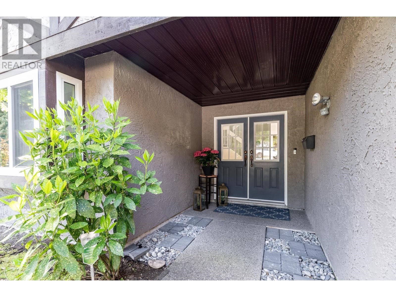 Property at 1502 FERNWOOD PLACE image 2