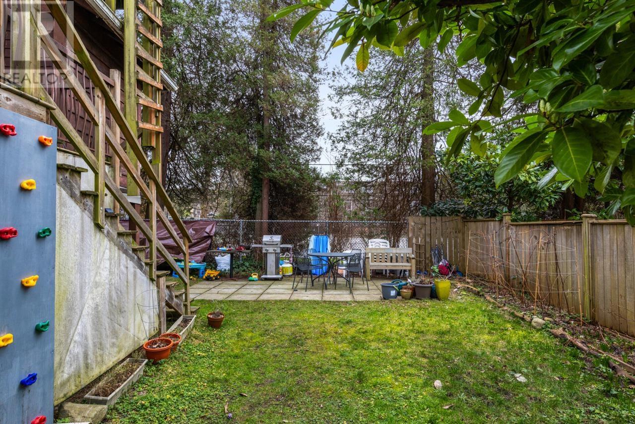 1727 Macdonald Street, Vancouver, British Columbia  V6K 3X7 - Photo 35 - R3000052