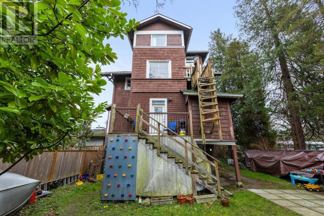 1727 Macdonald Street, Vancouver, British Columbia  V6K 3X7 - Photo 36 - R3000052