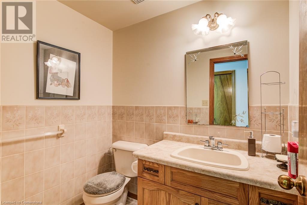 225 Corrie Crescent, Waterloo, Ontario  N2L 5W3 - Photo 38 - 40724895