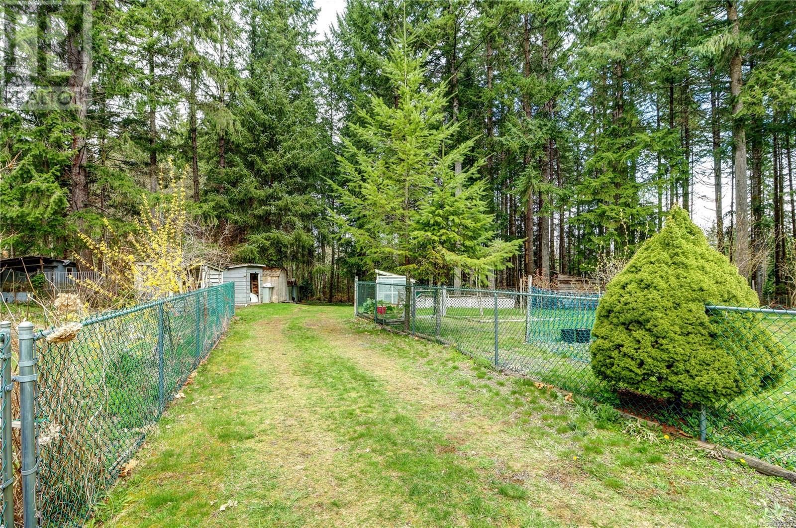 A & B 2826 Bruce Rd, Black Creek, British Columbia  V9J 1B7 - Photo 26 - 952193