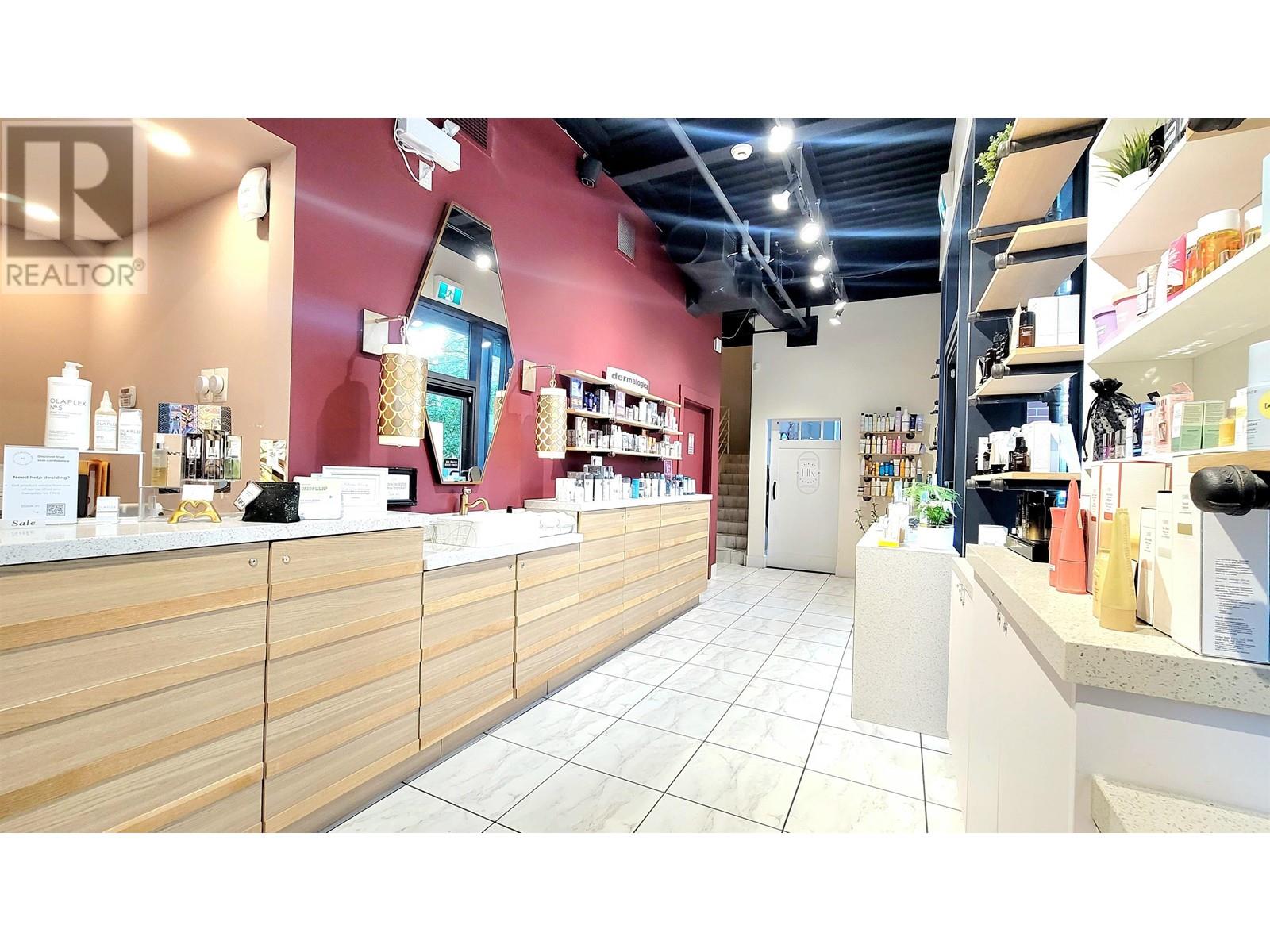 11705 Confidential, Vancouver, British Columbia  V0V 0V0 - Photo 1 - C8068934