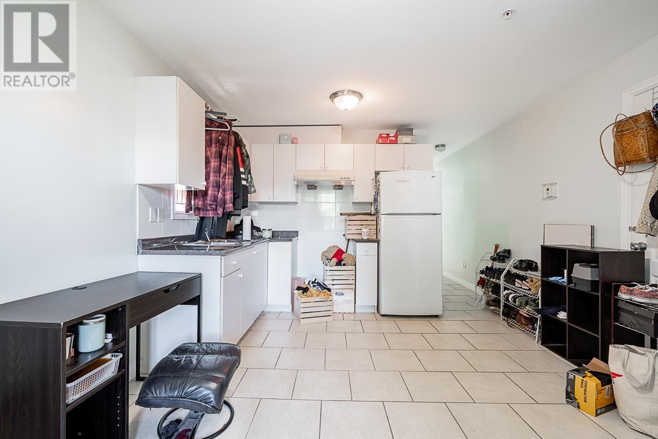4694 Mchardy Street, Vancouver, British Columbia  V5R 4C3 - Photo 24 - R2996425