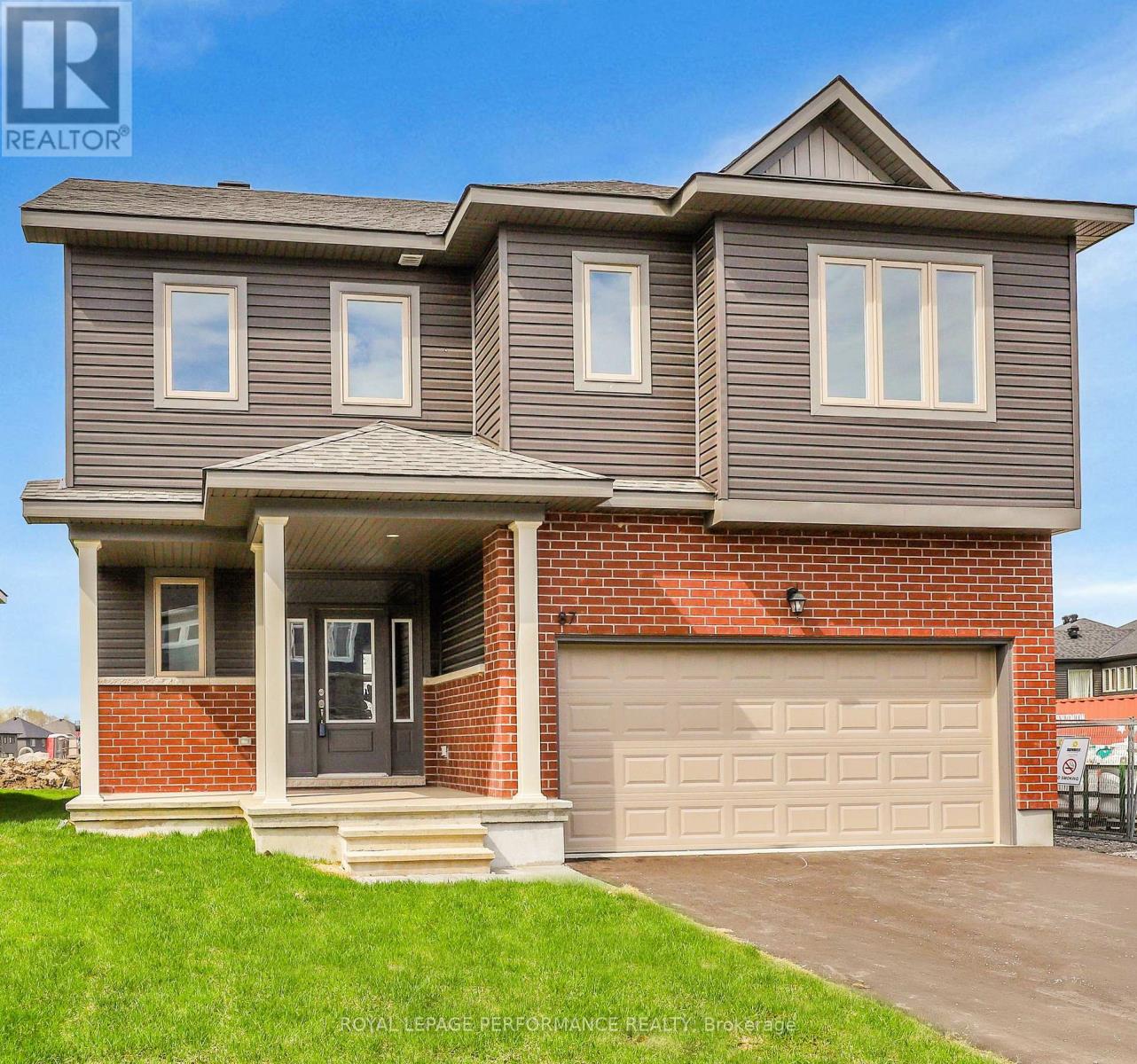 87 Esban Drive, Ottawa, Ontario  K1X 0H3 - Photo 2 - X12132227