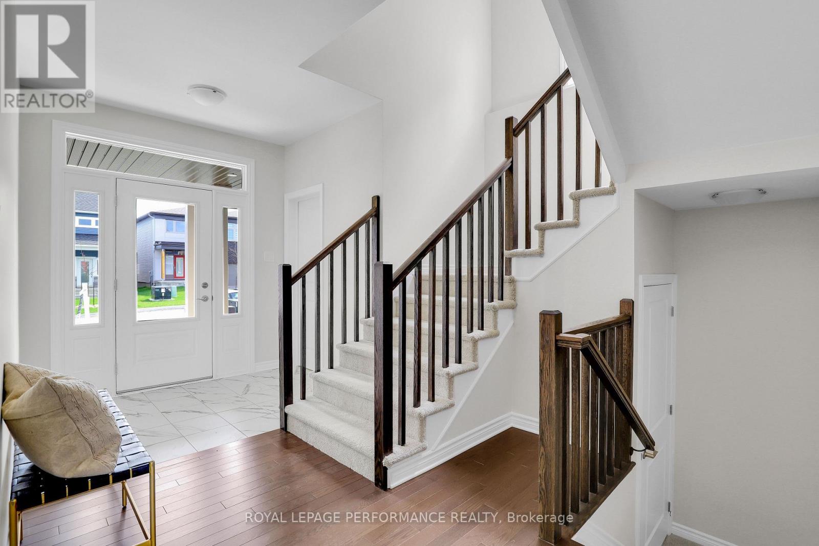 Property at 87 ESBAN DRIVE image 4