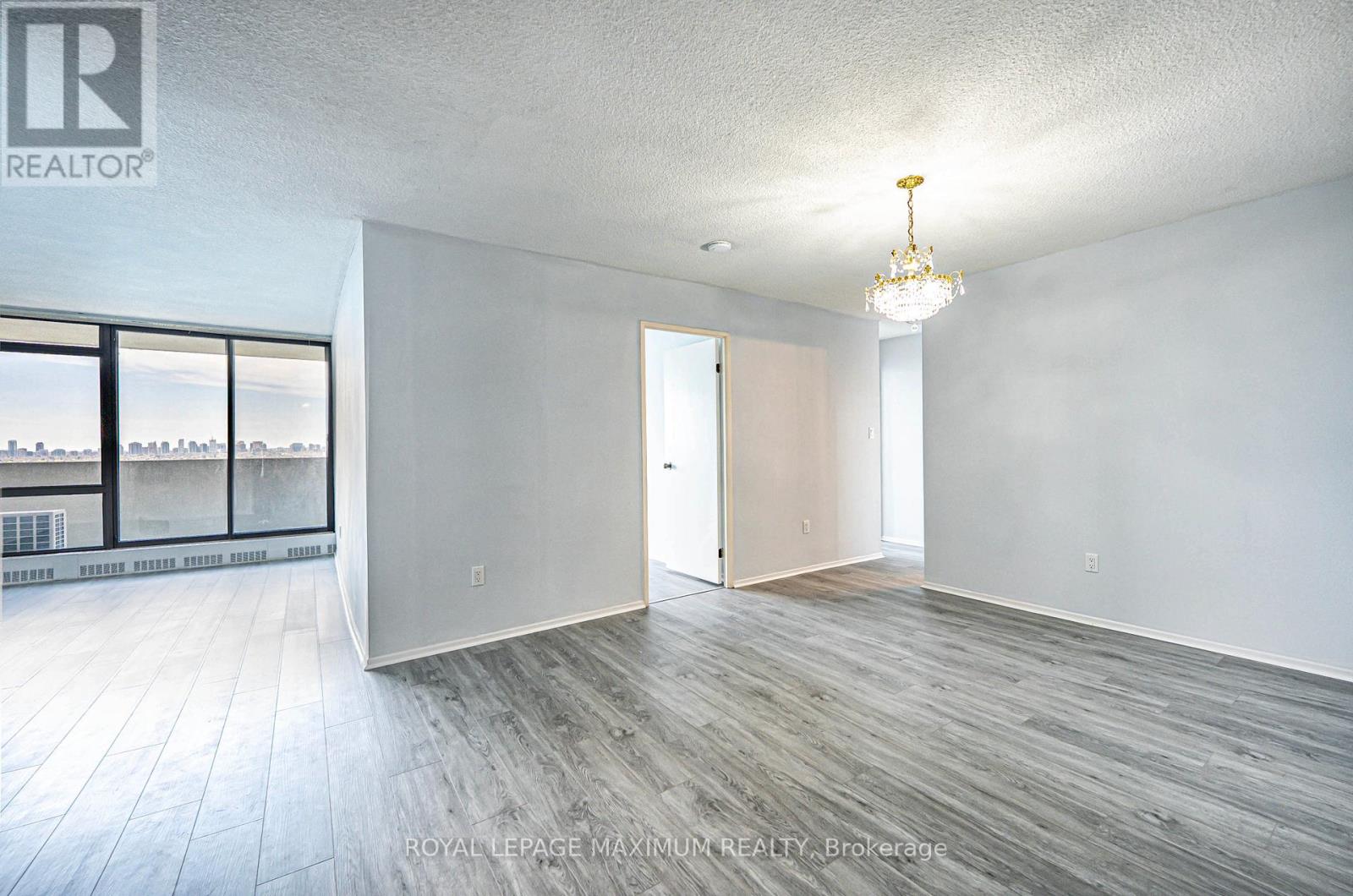 2001 - 3300 Don Mills Road, Toronto, Ontario  M2J 4X7 - Photo 19 - C12132225