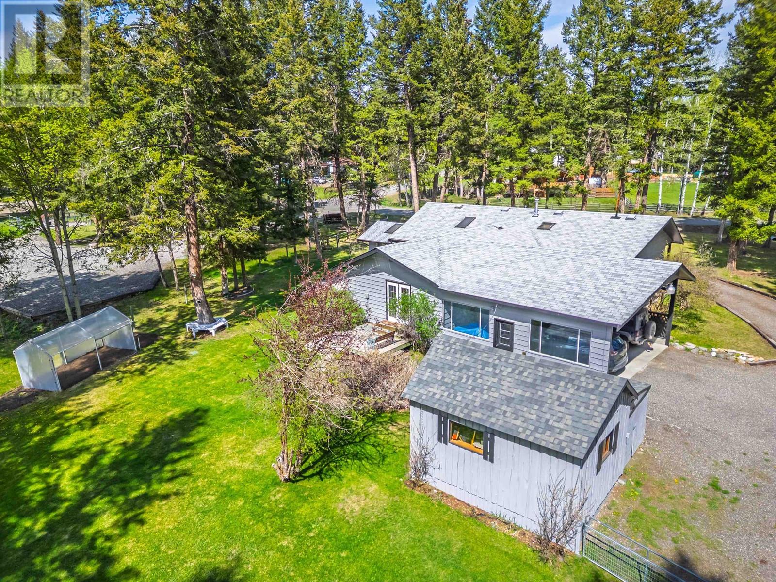 Property at 5056 KINNCUM ROAD image 2