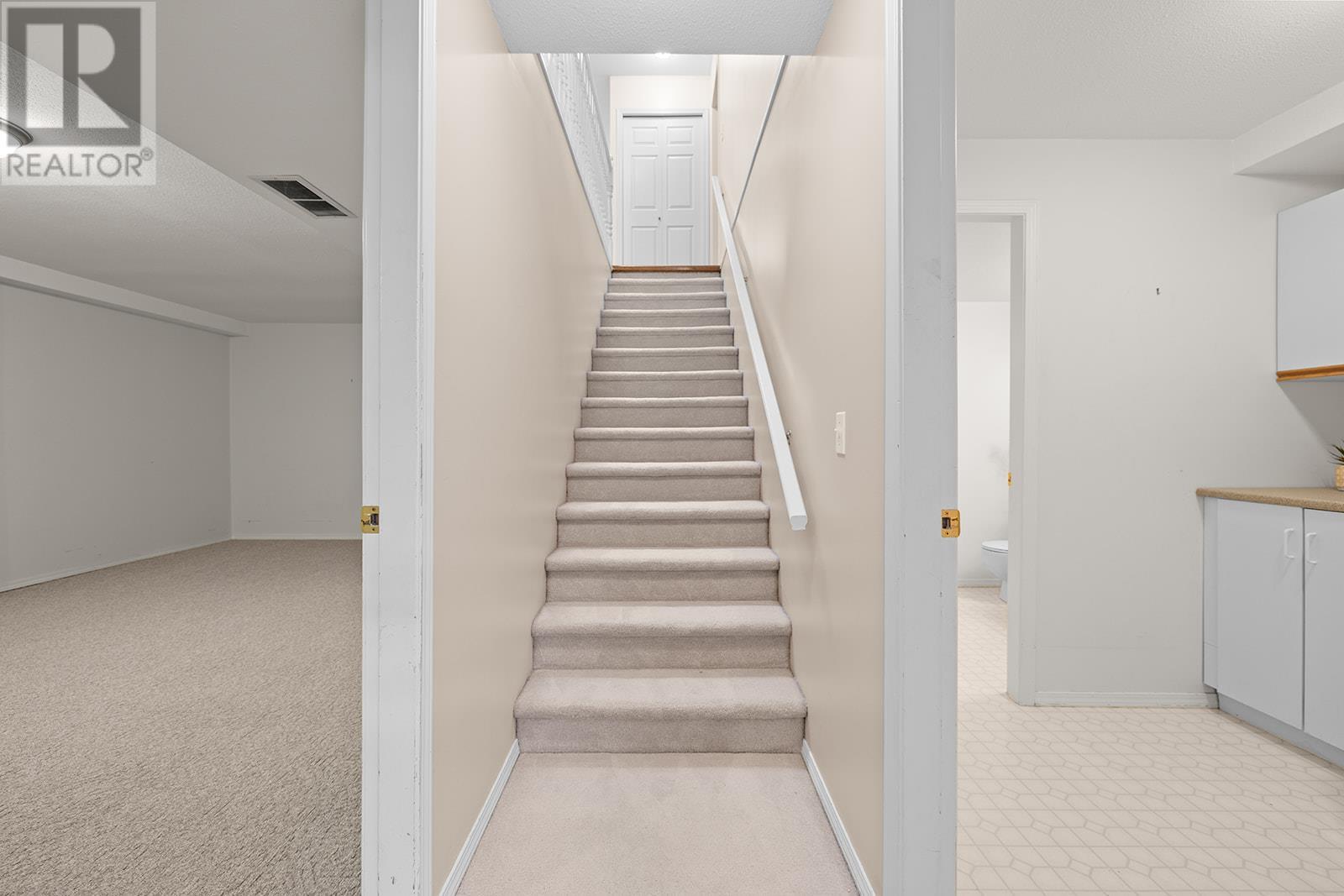 1874 Parkview Crescent Unit# 7, Kelowna, British Columbia  V1X 7G6 - Photo 38 - 10346737
