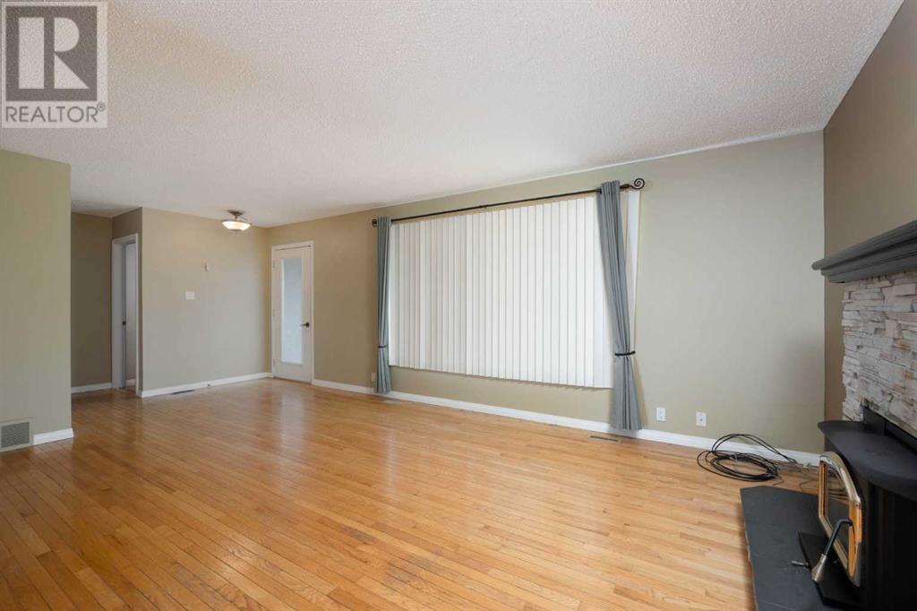 577 Beacon Hill Drive, Fort Mcmurray, Alberta  T9H 2R2 - Photo 11 - A2218984