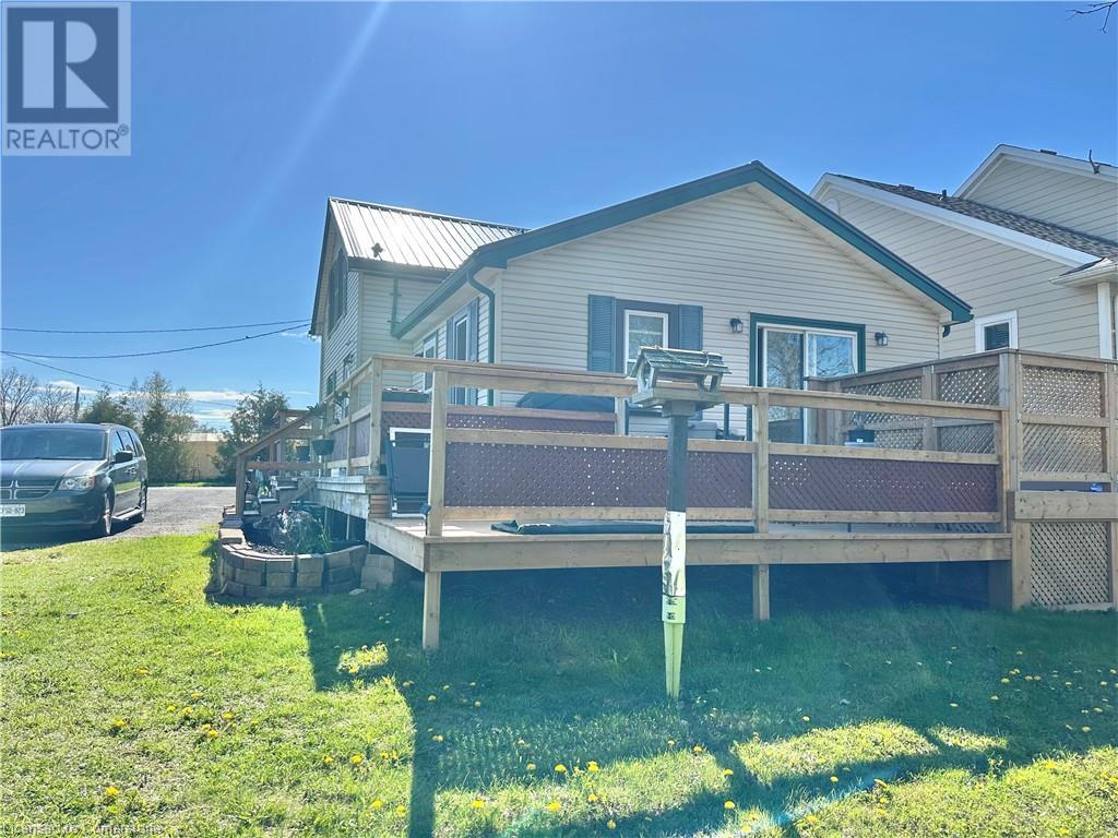 12 Grave Street, Port Rowan, Ontario  N0E 1M0 - Photo 7 - 40719571