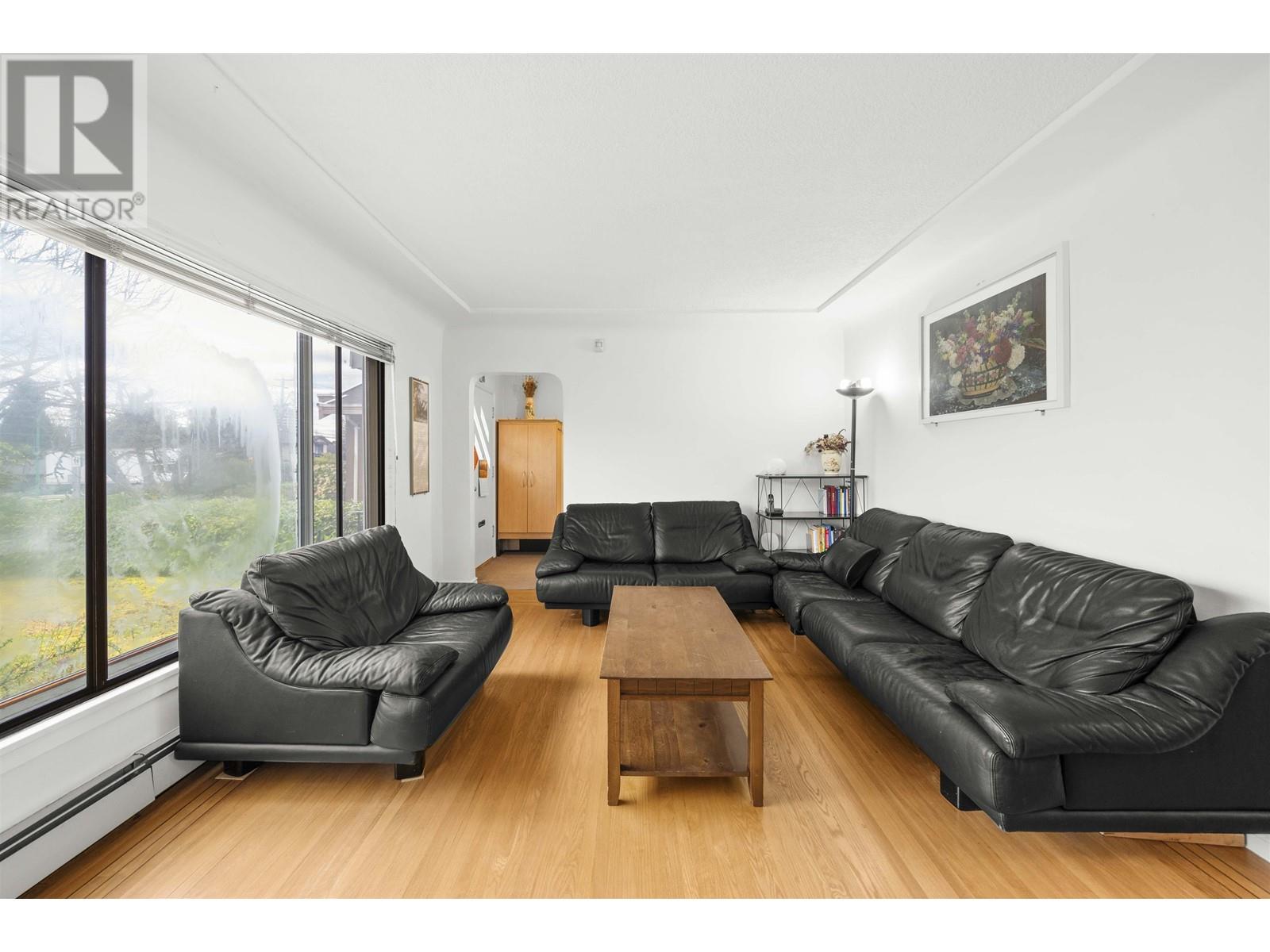 1371 Duthie Avenue, Burnaby, British Columbia  V5A 2R5 - Photo 6 - R2998510