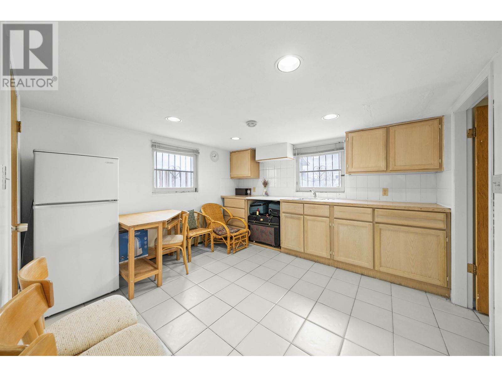1371 Duthie Avenue, Burnaby, British Columbia  V5A 2R5 - Photo 21 - R2998510