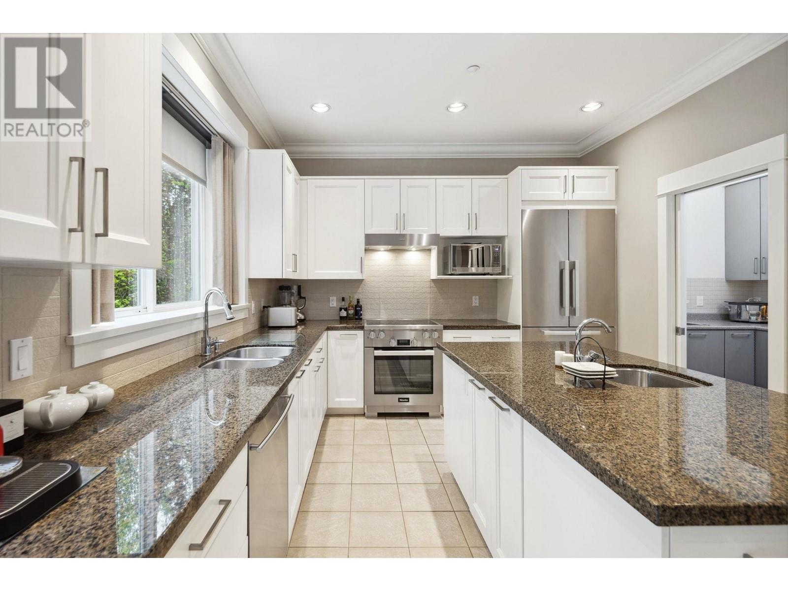 3322 W 40th Avenue, Vancouver, British Columbia  V6N 3B6 - Photo 16 - R2998573