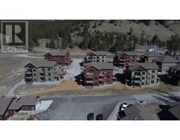7291 Prospector Avenue Unit# 302, radium hot springs, British Columbia