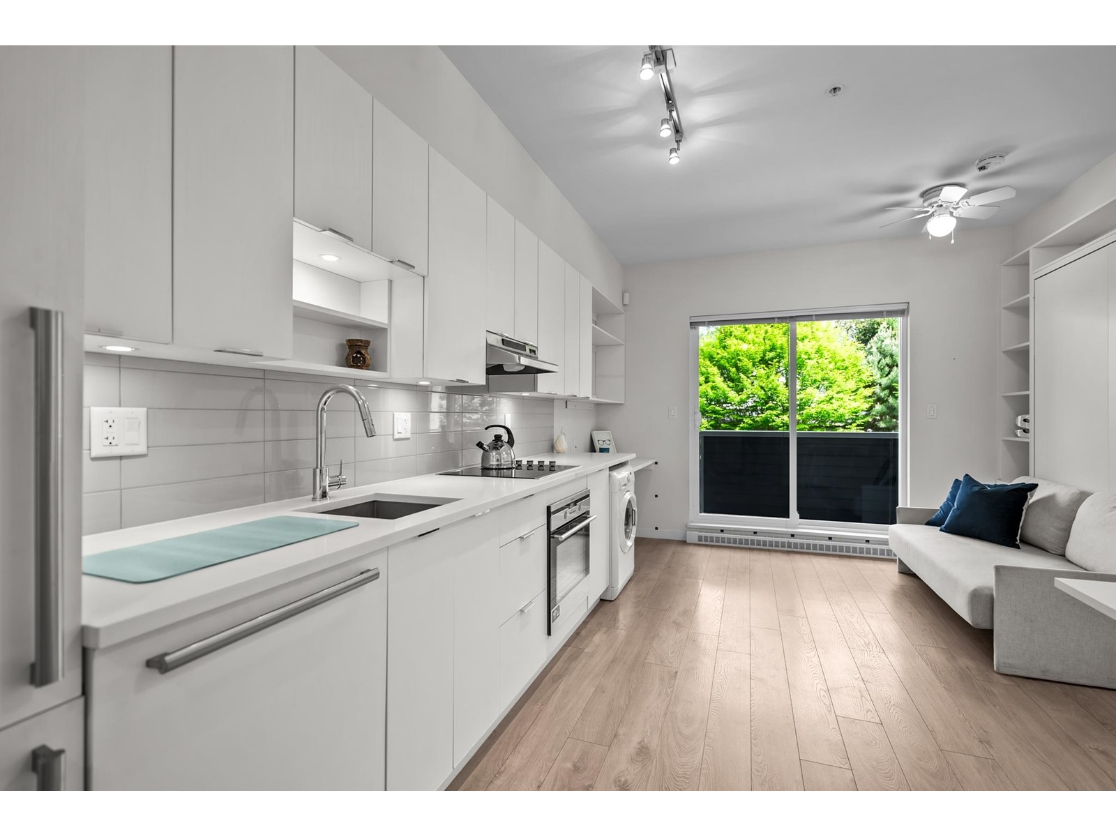 206 13678 Grosvenor Road, Surrey, British Columbia  V3R 5E2 - Photo 10 - R3000118