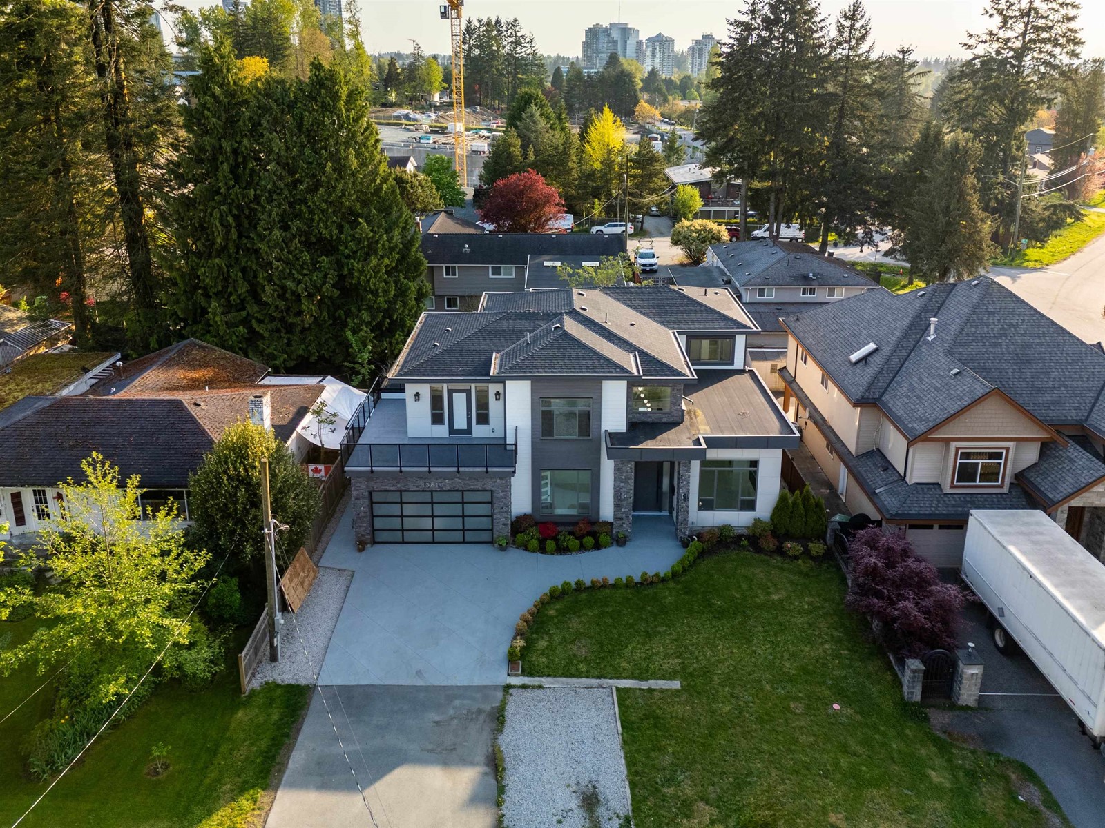 Property at 13816 BRENTWOOD CRESCENT image 3