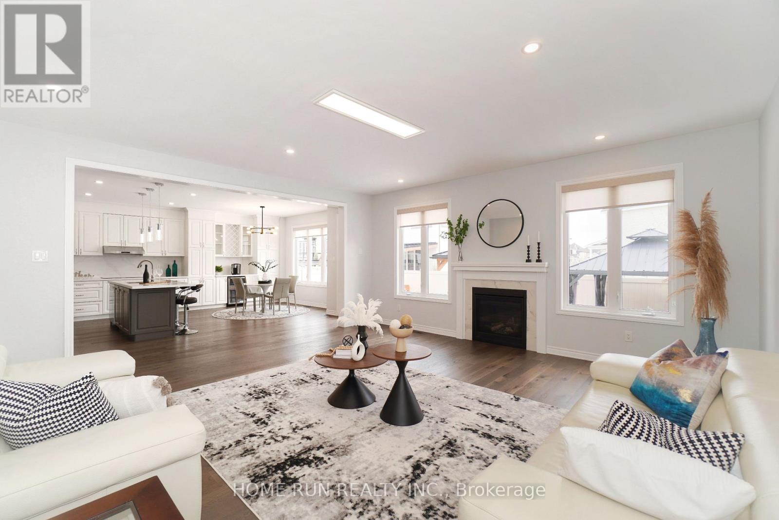 Property at 580 MALAHAT WAY image 3