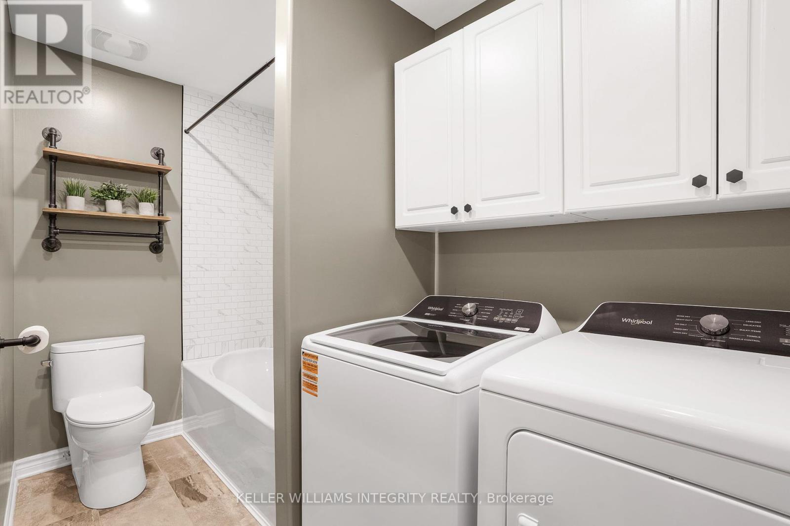 530a Devista Boulevard, Alfred And Plantagenet, Ontario  K0B 1A0 - Photo 15 - X12132308
