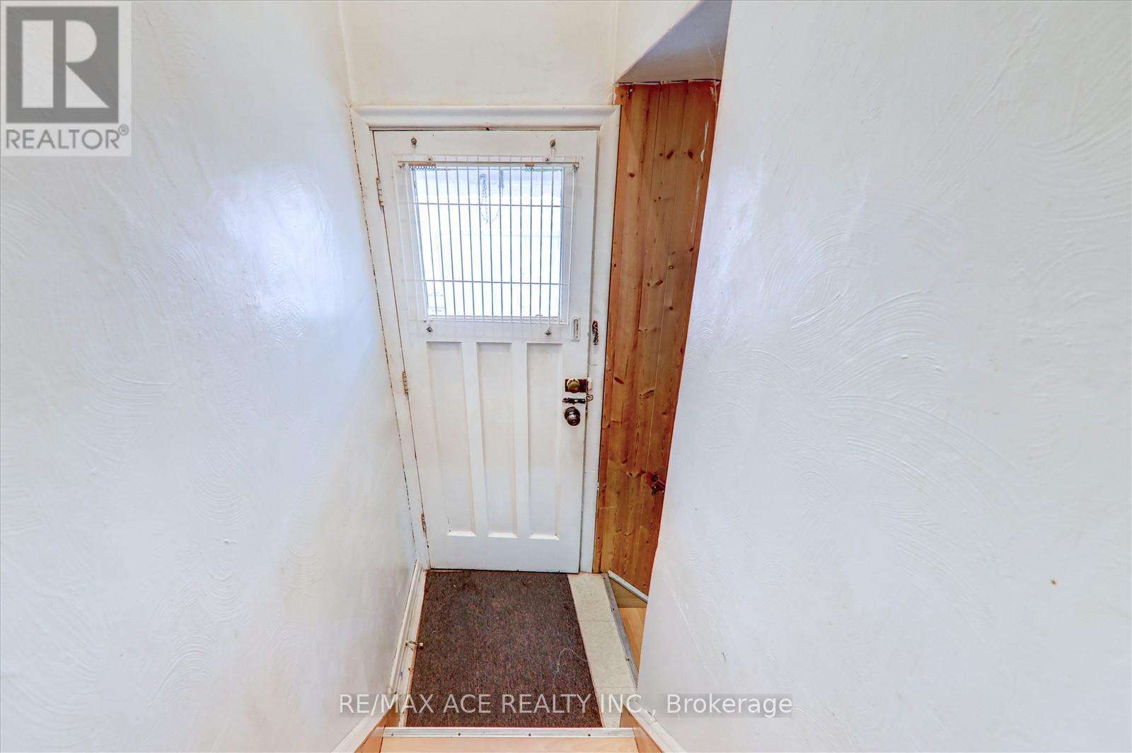 40 Lombardy Crescent, Toronto, Ontario  M1K 4N8 - Photo 21 - E12132302