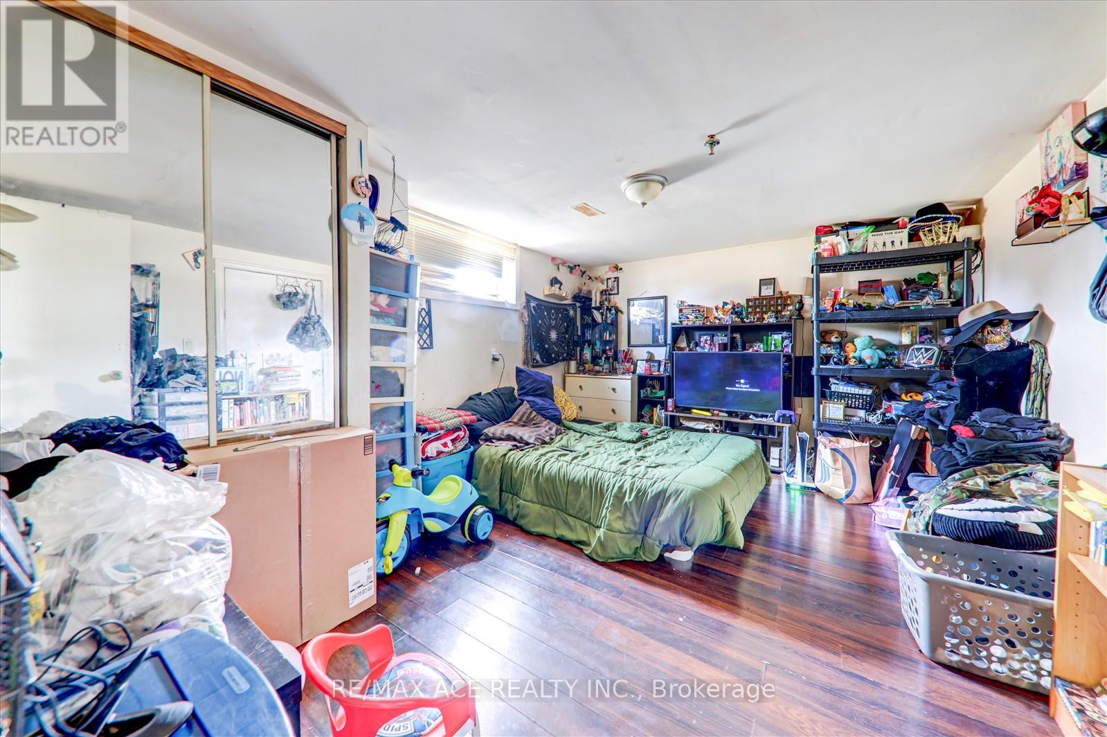 40 Lombardy Crescent, Toronto, Ontario  M1K 4N8 - Photo 27 - E12132302