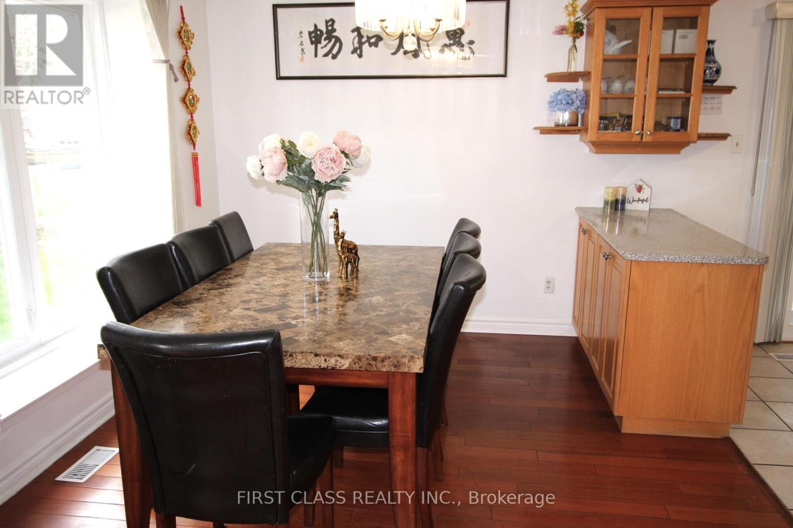 23 Cheeseman Drive, Markham, Ontario  L3R 3G3 - Photo 4 - N12132310