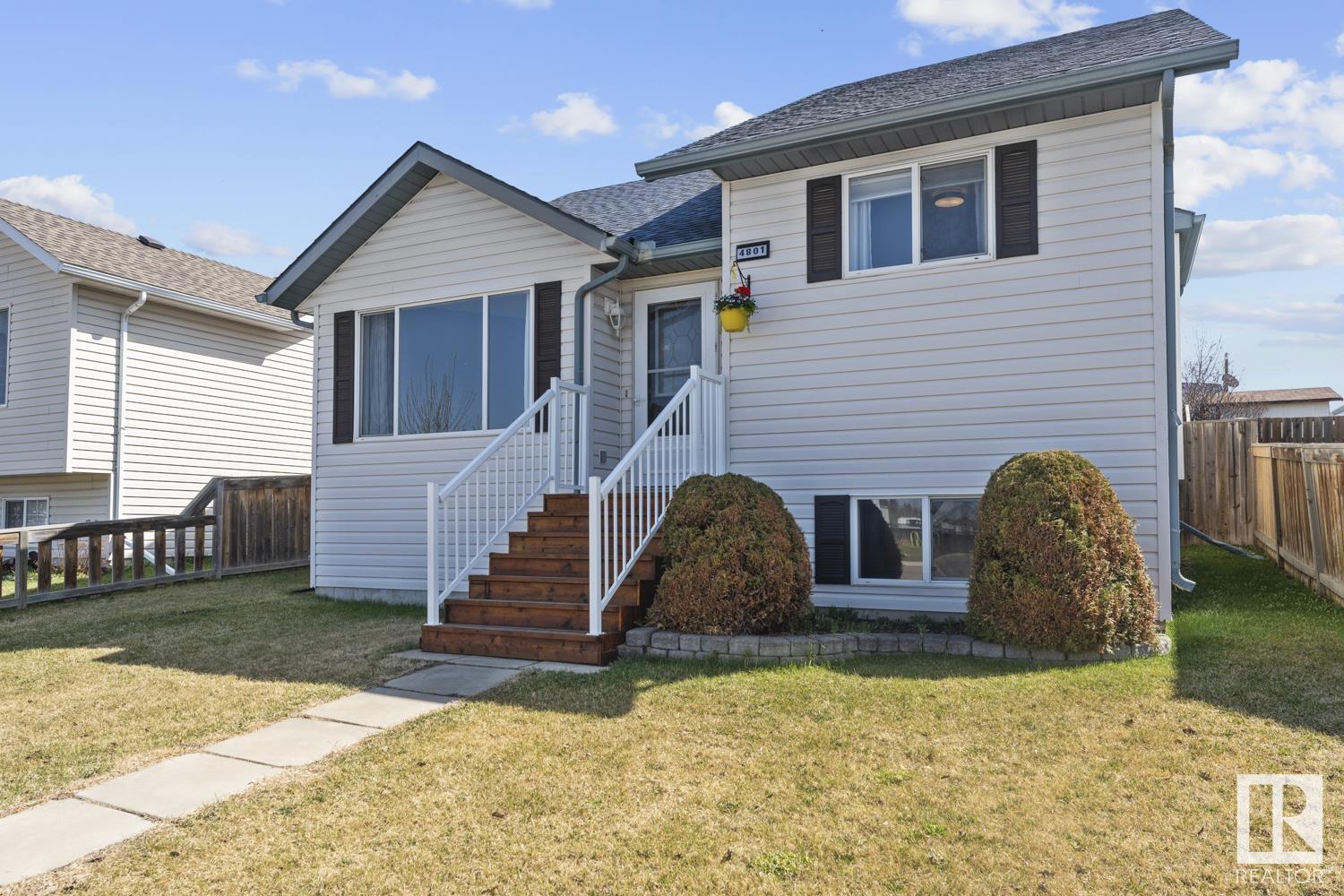 Property at 4801 45 ST image 1