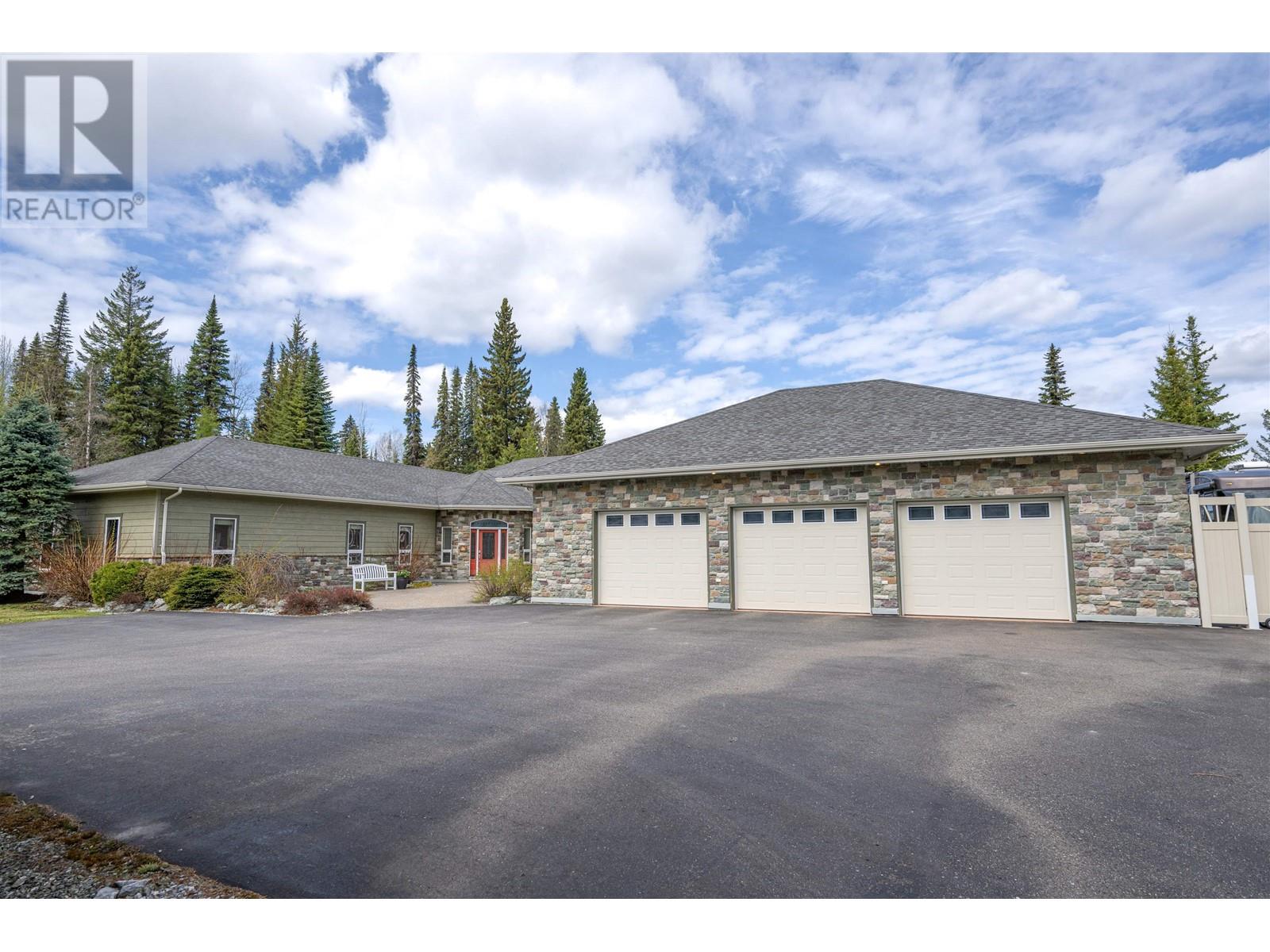 7003 VALLEYVIEW DRIVE, Prince George, British Columbia
