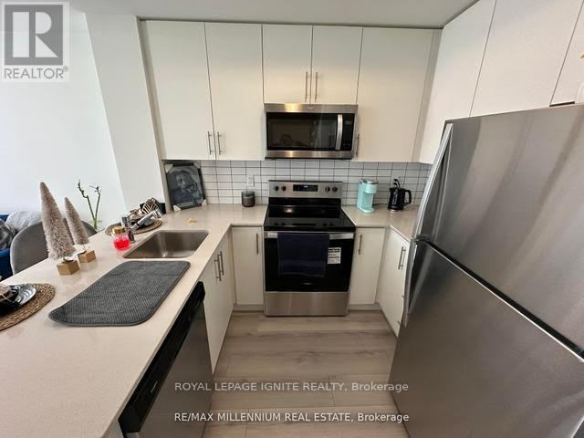 14 - 3409 Ridgeway Drive, Mississauga (Erin Mills), Ontario  L5L 0B9 - Photo 5 - W12132299