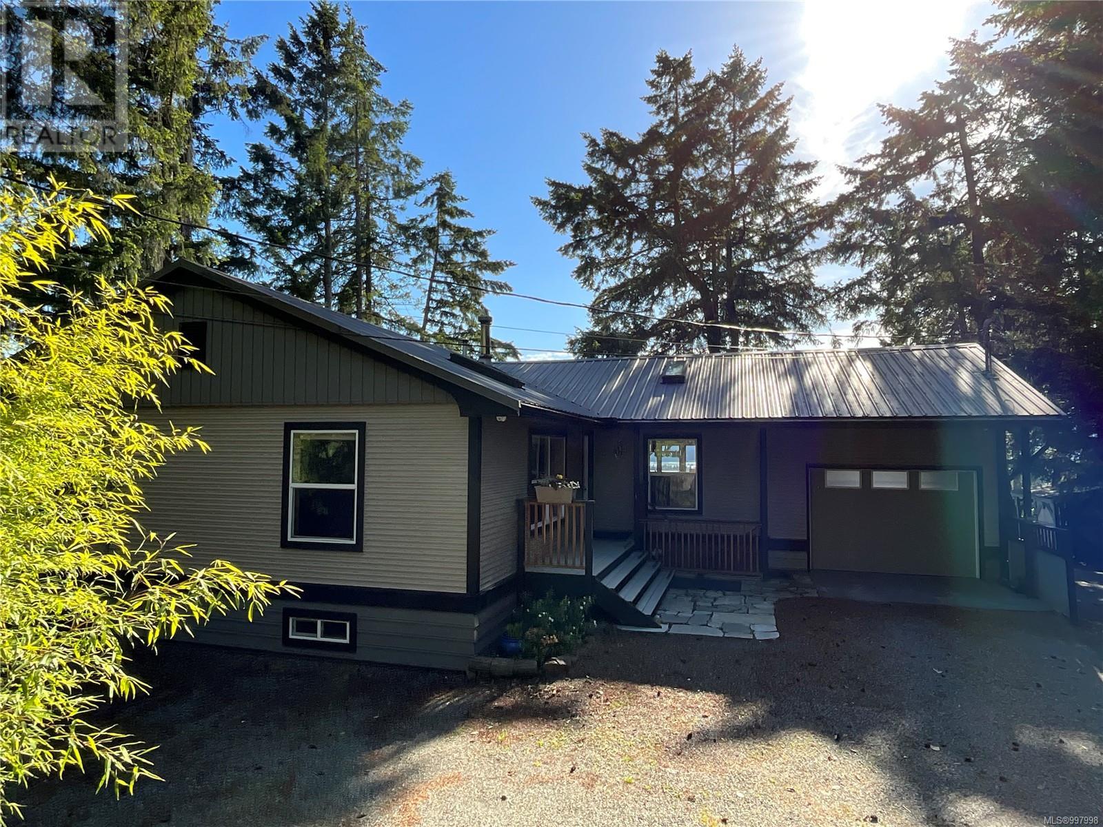 Property at 1017 Pat Burns Ave image 2