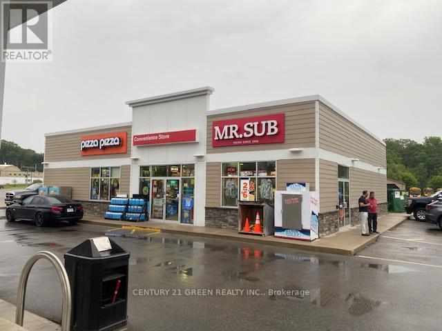 115 Josephine Street, North Huron (Wingham), Ontario  N0G 2W0 - Photo 2 - X12132264