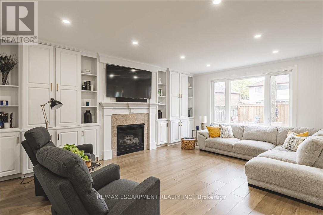 6 Windmill Place, Hamilton (Dundas), Ontario  L9M 6V9 - Photo 16 - X12132282