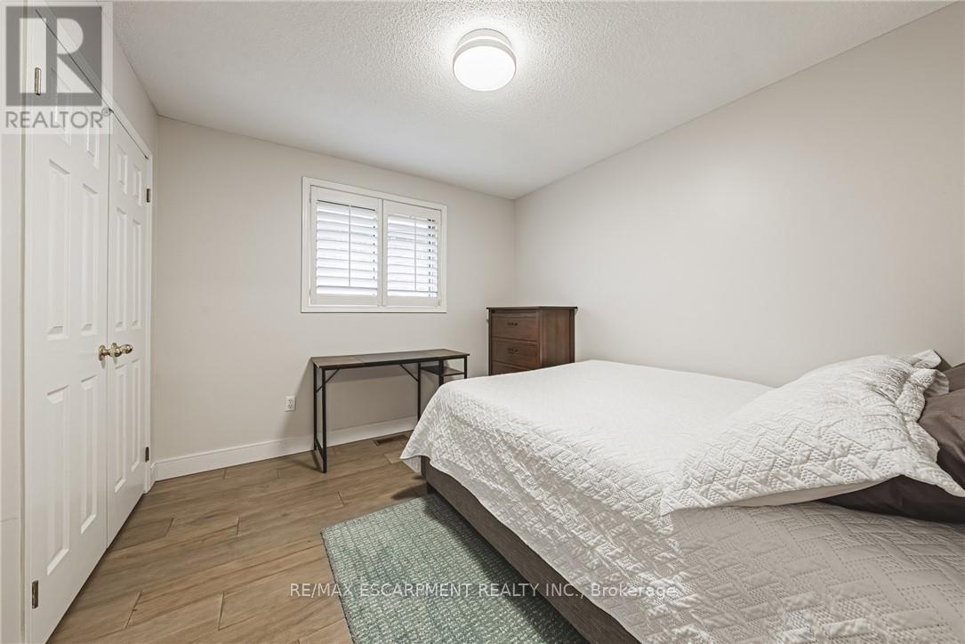 6 Windmill Place, Hamilton (Dundas), Ontario  L9M 6V9 - Photo 30 - X12132282
