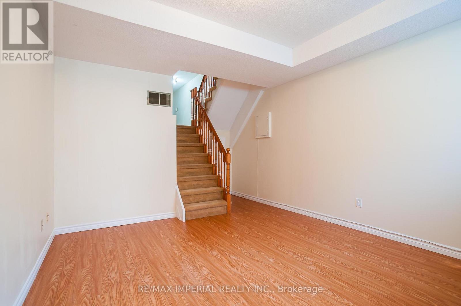 85 Festival Drive, Toronto, Ontario  M2R 3T9 - Photo 32 - C12129212