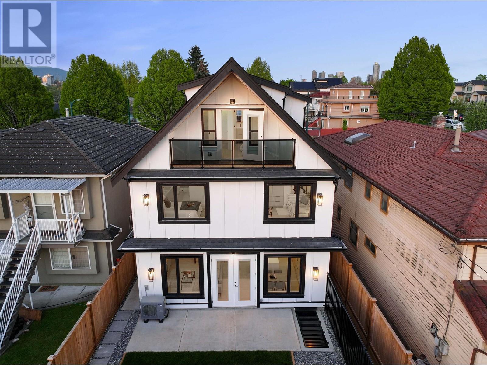 2 1259 Renfrew Street, Vancouver, British Columbia  V5K 4C2 - Photo 19 - R3000104