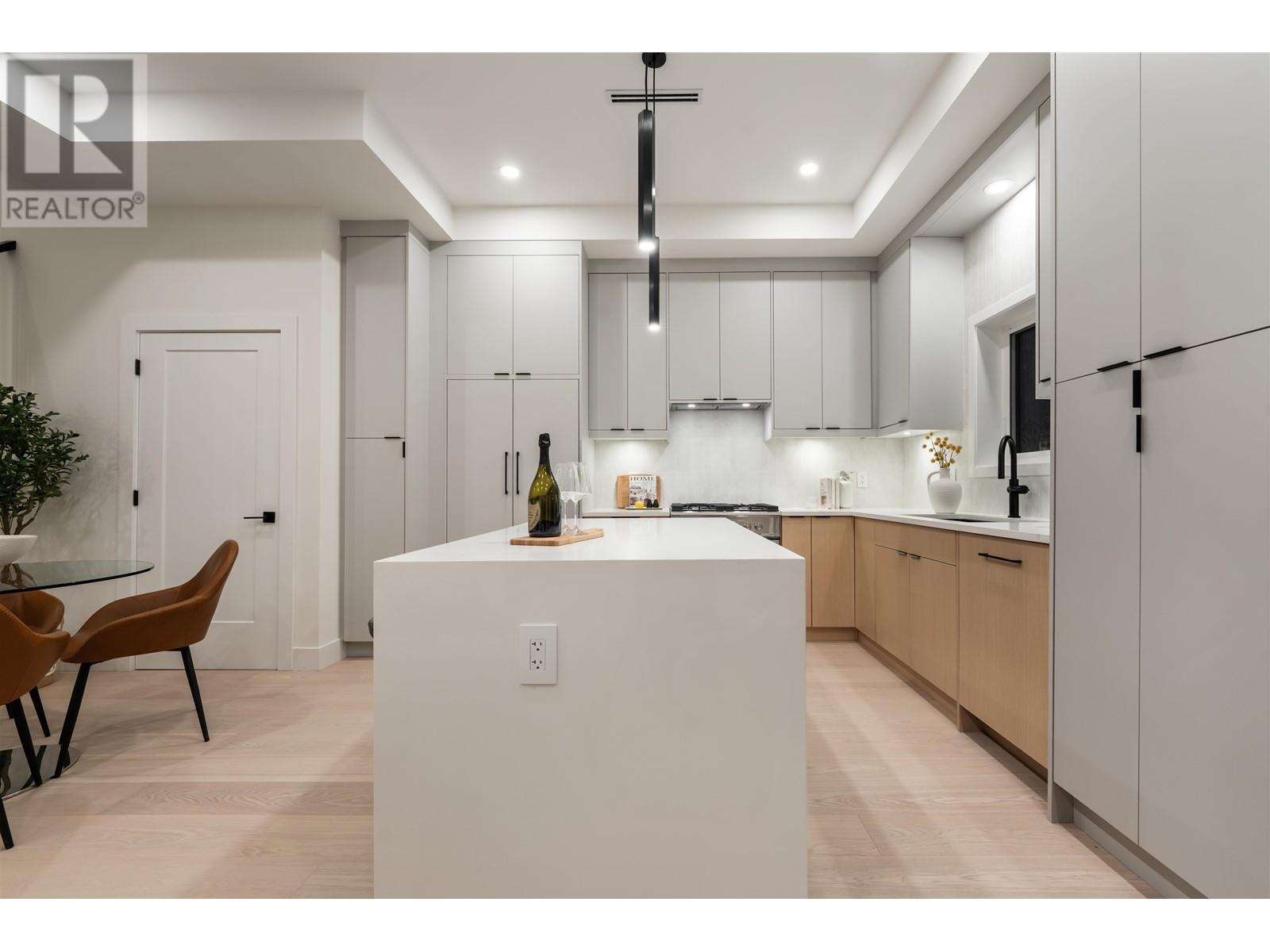 1 1259 Renfrew Street, Vancouver, British Columbia  V5K 4C2 - Photo 6 - R3000109