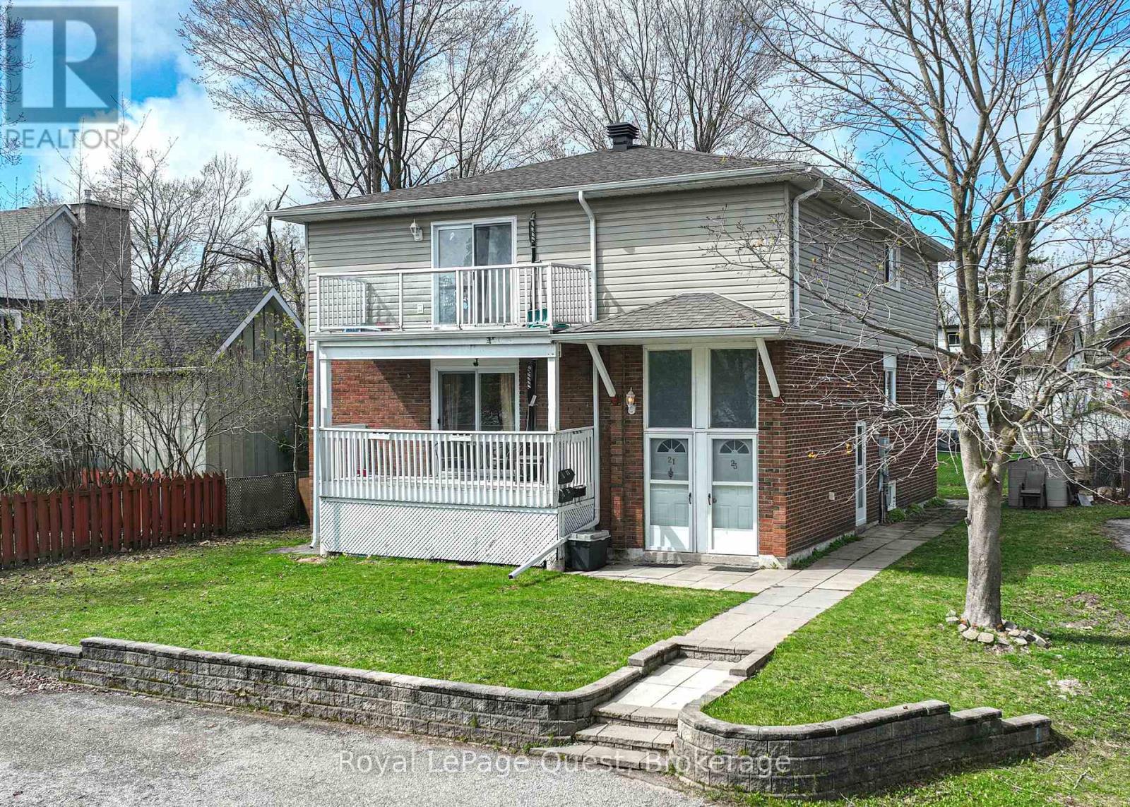 Property at 21 KING'S COURT image 1