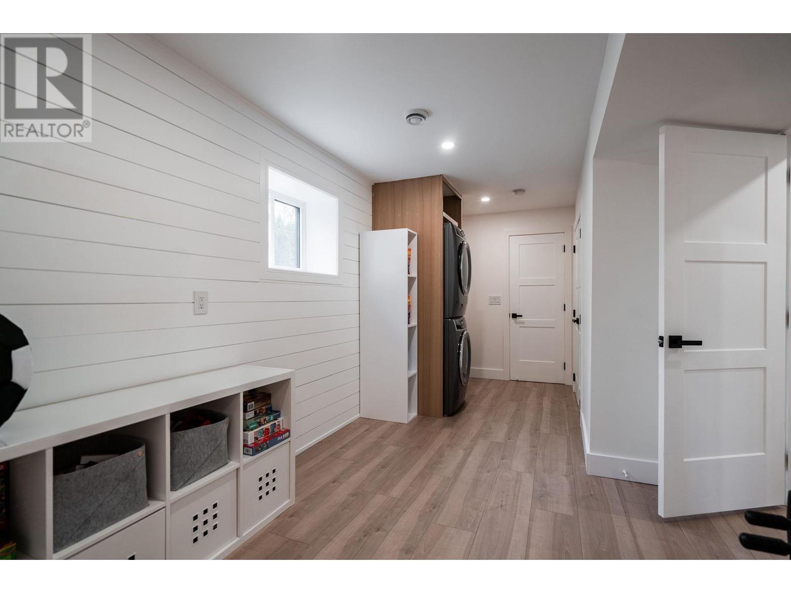 640 Foress Drive, Port Moody, British Columbia  V3H 1J2 - Photo 34 - R3000112